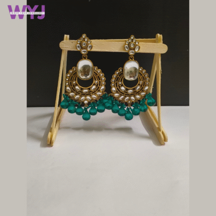 Emerald Green Kundan Chandbali Earrings with Mirror Stone - Image 2