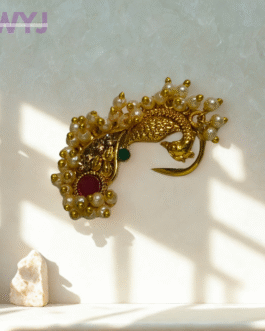 Regal Golden Peacock Nose Ring with Pearl Clusters