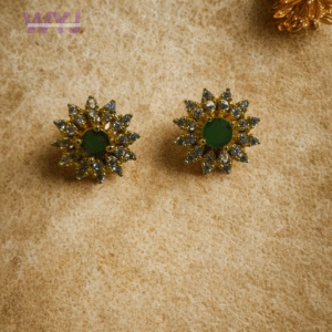 Ear Stud Green Stone