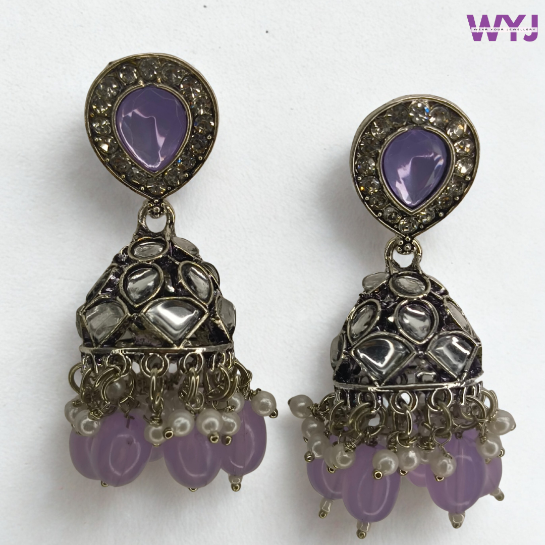 Antique Kundan Dome Jhumka Earrings with Lavender Beads – Traditional Festive Wear