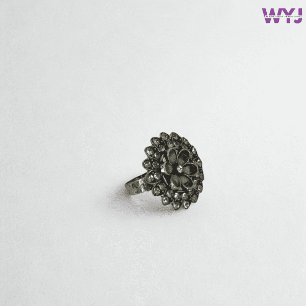 Antique Green Floral Adjustable Ring with Crystal Stones – WearYourJewellery