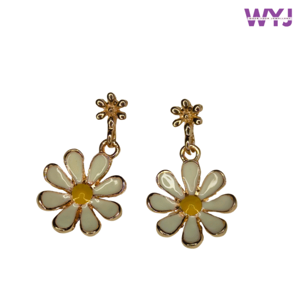 White Daisy Flower Drop Earrings – Elegant Gold-Plated Enamel Jewellery