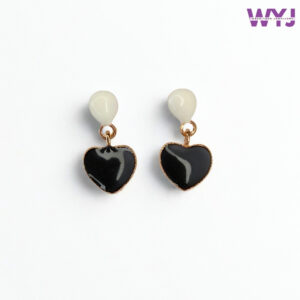 Black Heart Drop Earrings – Elegant & Trendy Statement Jewelry
