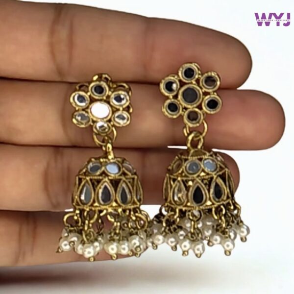 Antique Kundan Mirror Work Jewellery Set with Earrings & Maang Tikka